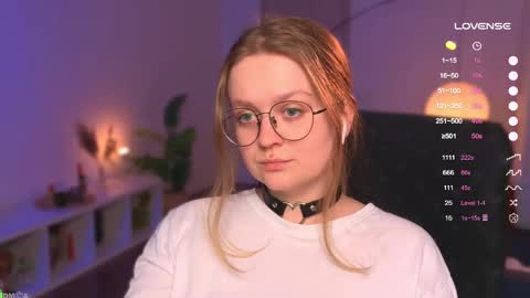 Emily  online show from March 6, 3:13 pm