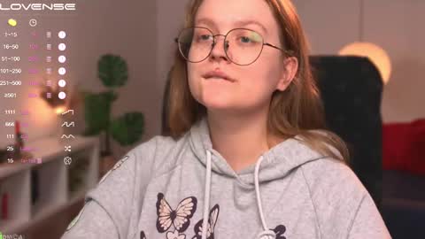 Emily  online show from February 26, 1:43 pm