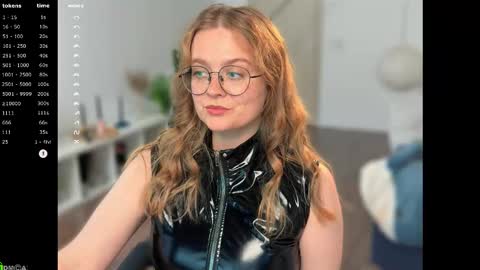 Emily  online show from October 24, 12:28 pm