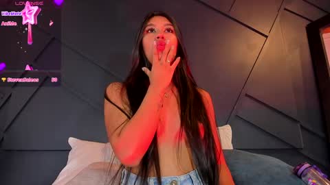 Emily online show from January 26, 9:40 am