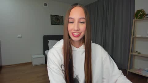 Alina online show from December 3, 6:33 pm