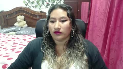 Emily Cortez online show from January 8, 2:46 am