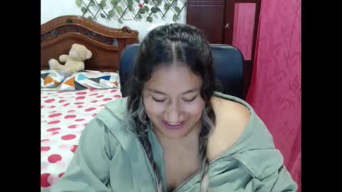 Emily Cortez online show from December 28, 5:33 am