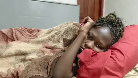 Emilly online show from November 1, 1:17 am