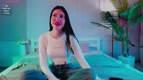 Emily online show from March 19, 7:08 pm