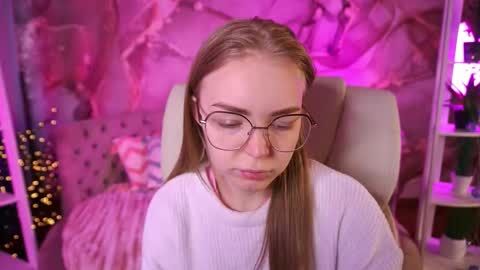  MY NAME IS Emily WELCOME EVERYONE I WILL BE HAPPY TO GIVE YOU WHAT YOU HAVE DREAMED OF FOR SO LONG online show from March 19, 7:36 am