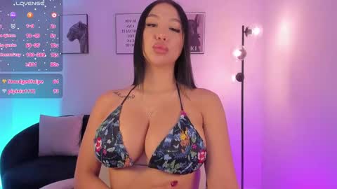 Emily  online show from March 3, 6:59 pm