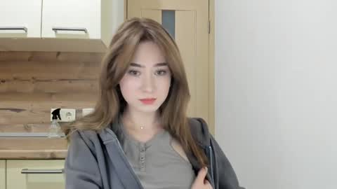 Nadya online show from February 4, 1:12 am