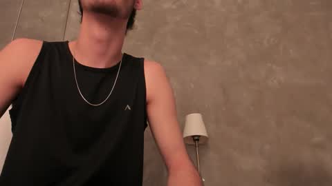 emir_ozan online show from February 22, 9:06 pm