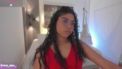 Alice online show from December 3, 10:38 am