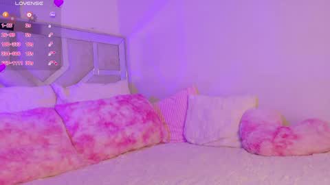  Emma  online show from May 13, 3:16 am