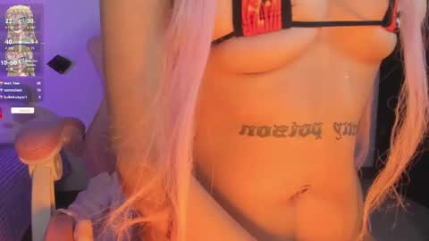 Emma online show from October 24, 10:43 pm