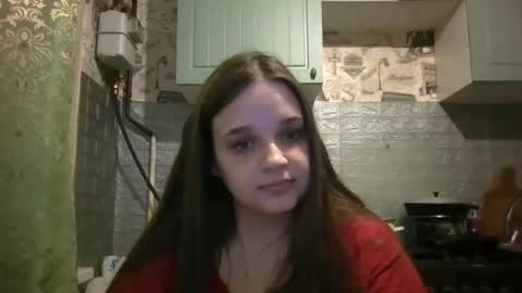 emma_emmochka online show from April 2, 1:57 am