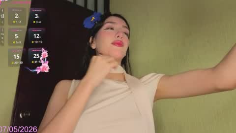Emma 3 online show from May 8, 12:27 am