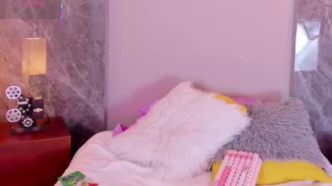 Emma online show from September 19, 4:16 am