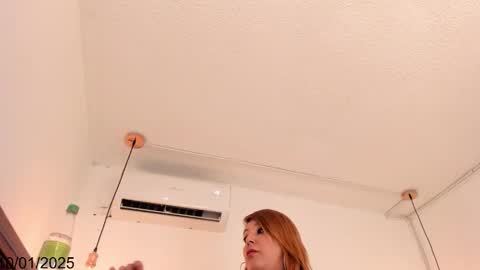 emma_jewl online show from January 10, 8:14 pm