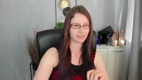 emma online show from July 28, 3:21 pm