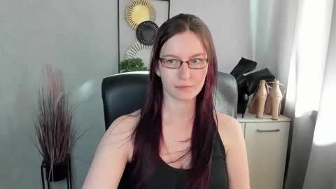 emma online show from June 3, 2:33 pm