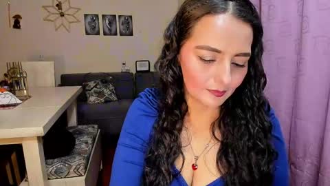  emma luxy online show from April 23, 11:50 pm