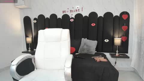 Emma  online show from February 28, 12:09 pm