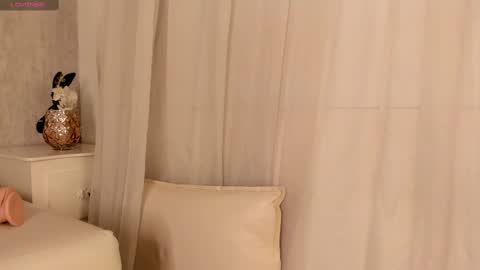 Emma Morgann online show from February 21, 2:38 pm