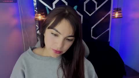 emma_ramone online show from May 26, 12:55 pm