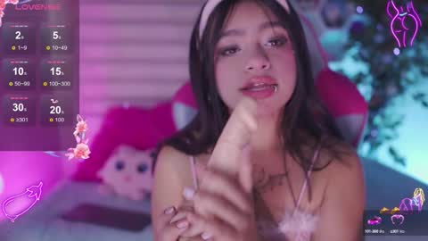 EMMA  online show from September 30, 6:40 pm