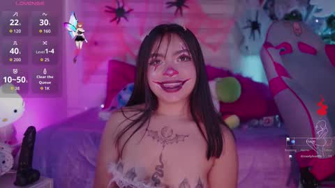 EMMA  online show from October 9, 8:25 pm