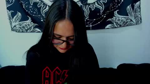 Emma online show from October 17, 3:21 am