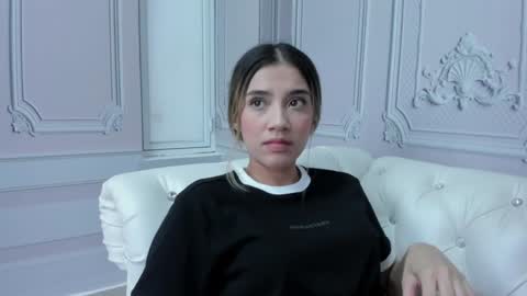 EMMA online show from December 2, 7:33 pm