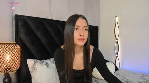 Emma online show from February 24, 11:41 pm