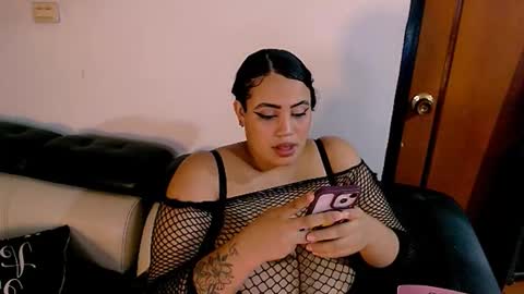 emmacamille2 online show from October 10, 5:35 am