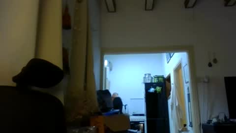 Ariel online show from March 14, 5:11 am