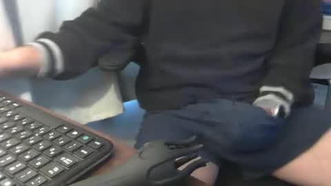 Ariel online show from March 10, 5:12 am