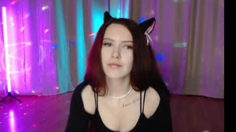 Snapshot of emmaishier chatting on February 16, 7:49 pm emmaishier online show from February 16, 7:49 pm