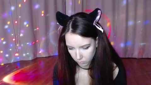 Snapshot of emmaishier chatting on February 9, 1:00 am emmaishier online show from February 9, 1:00 am