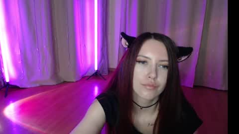 Snapshot of emmaishier chatting on March 1, 9:15 pm emmaishier online show from March 1, 9:15 pm