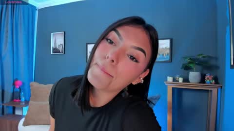 EMMA  online show from May 8, 1:06 pm