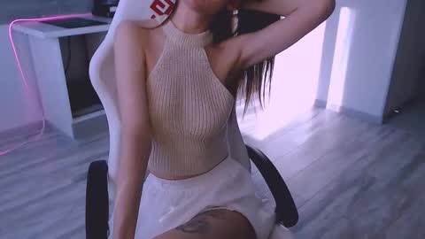 Emma online show from February 11, 6:28 am