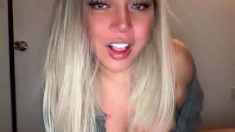 YourDreamGirl Emma  online show from March 15, 8:56 pm