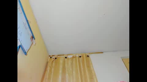 hi im emmalina welcome to your happy place online show from March 3, 12:26 am