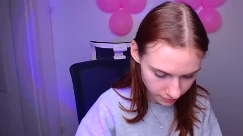 Emmi online show from February 17, 4:06 pm