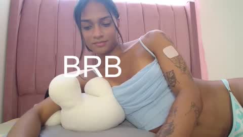 emmily online show from February 25, 8:53 pm