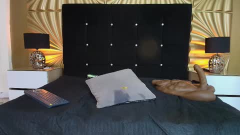 Emmily keller online show from March 5, 1:42 pm