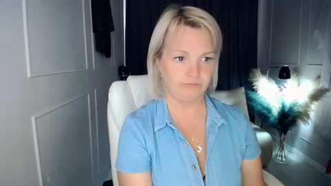 emmmam online show from June 4, 2:34 pm