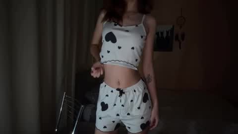 emmpeterson online show from February 1, 9:56 pm