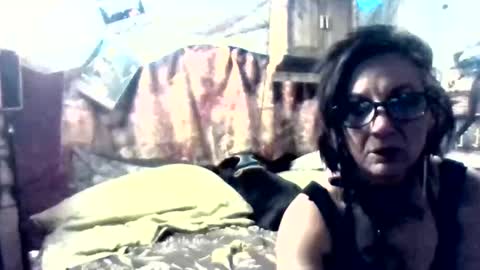 emmybaby5250 online show from April 8, 1:30 am