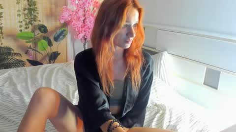 Emmylie online show from June 3, 6:24 pm