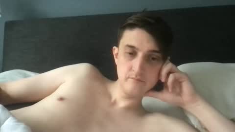 emotionalmotionsickness online show from October 21, 2:05 am