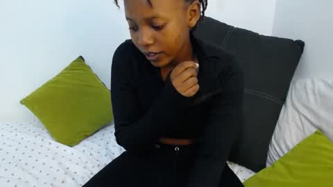 Vee online show from June 19, 10:32 am